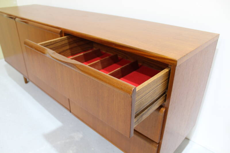 Vintage British Design sideboard, McIntosh - teak | 00871