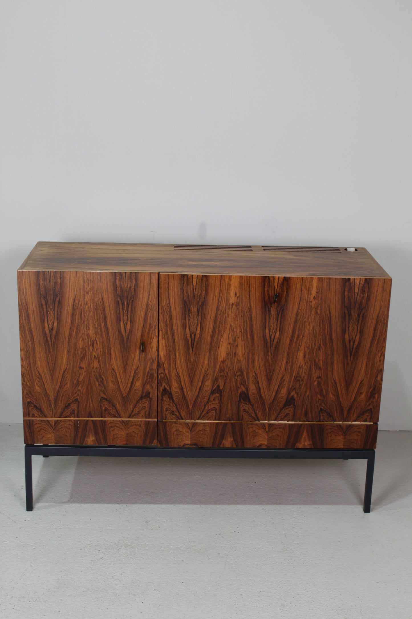 Vintage sideboard, dressoir koelkast