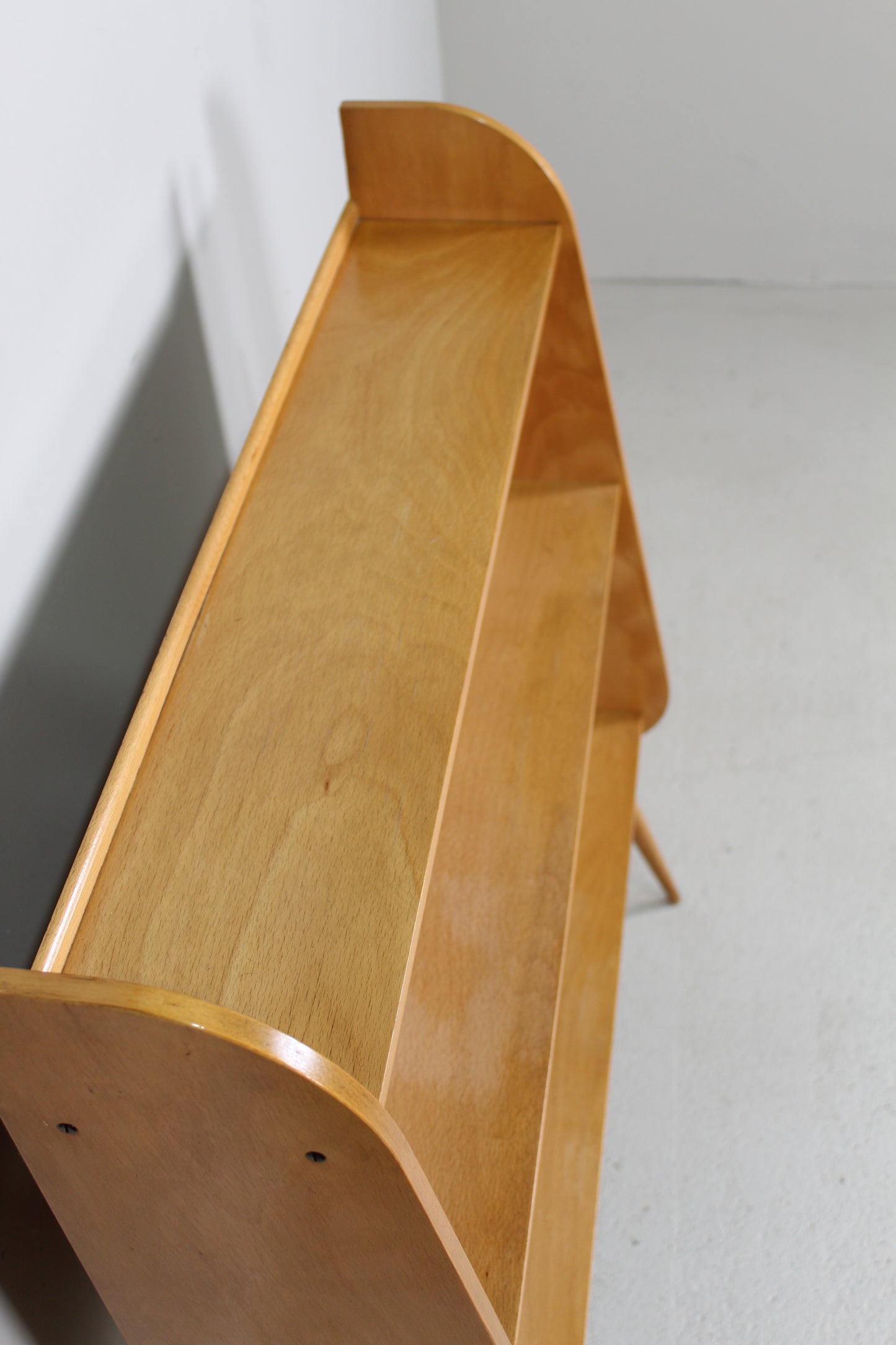 Vintage open kastje, boekenrek