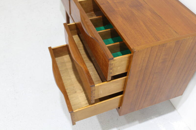 Vintage Brits design dressoir - jaren '60 | 01101