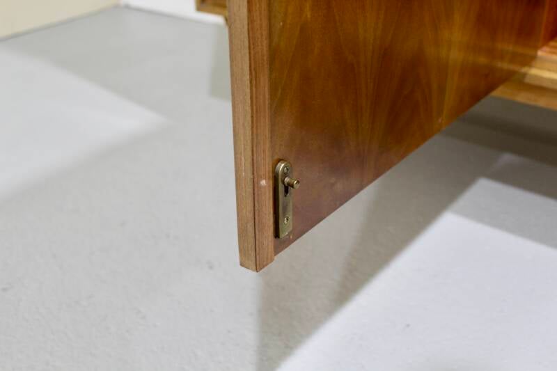 Vintage kast, linnenkast, kledingkast, spelletjeskast - jaren '50 | 01192
