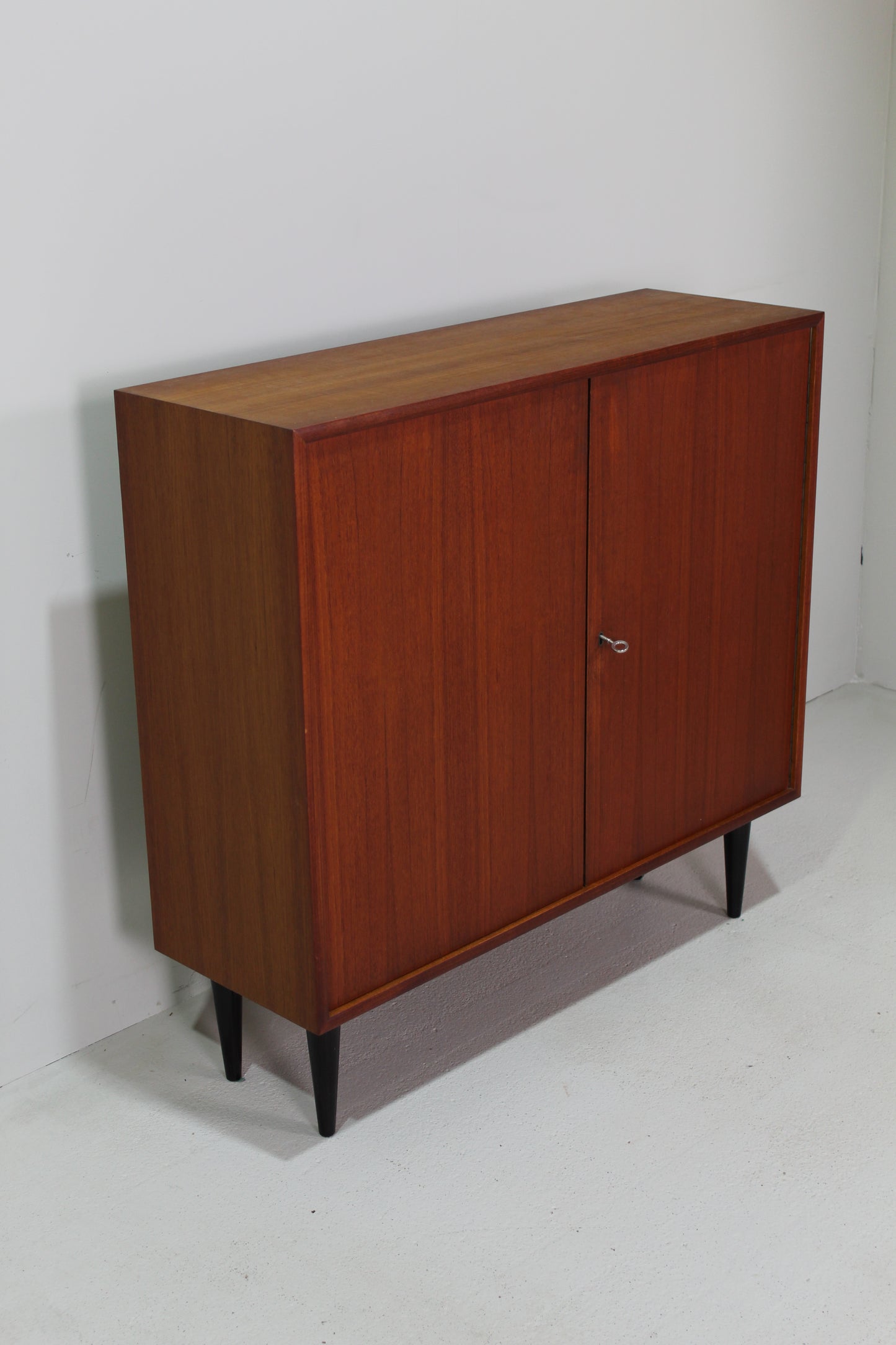Vintage kast, highboard, spelletjeskast - jaren '60, teak
