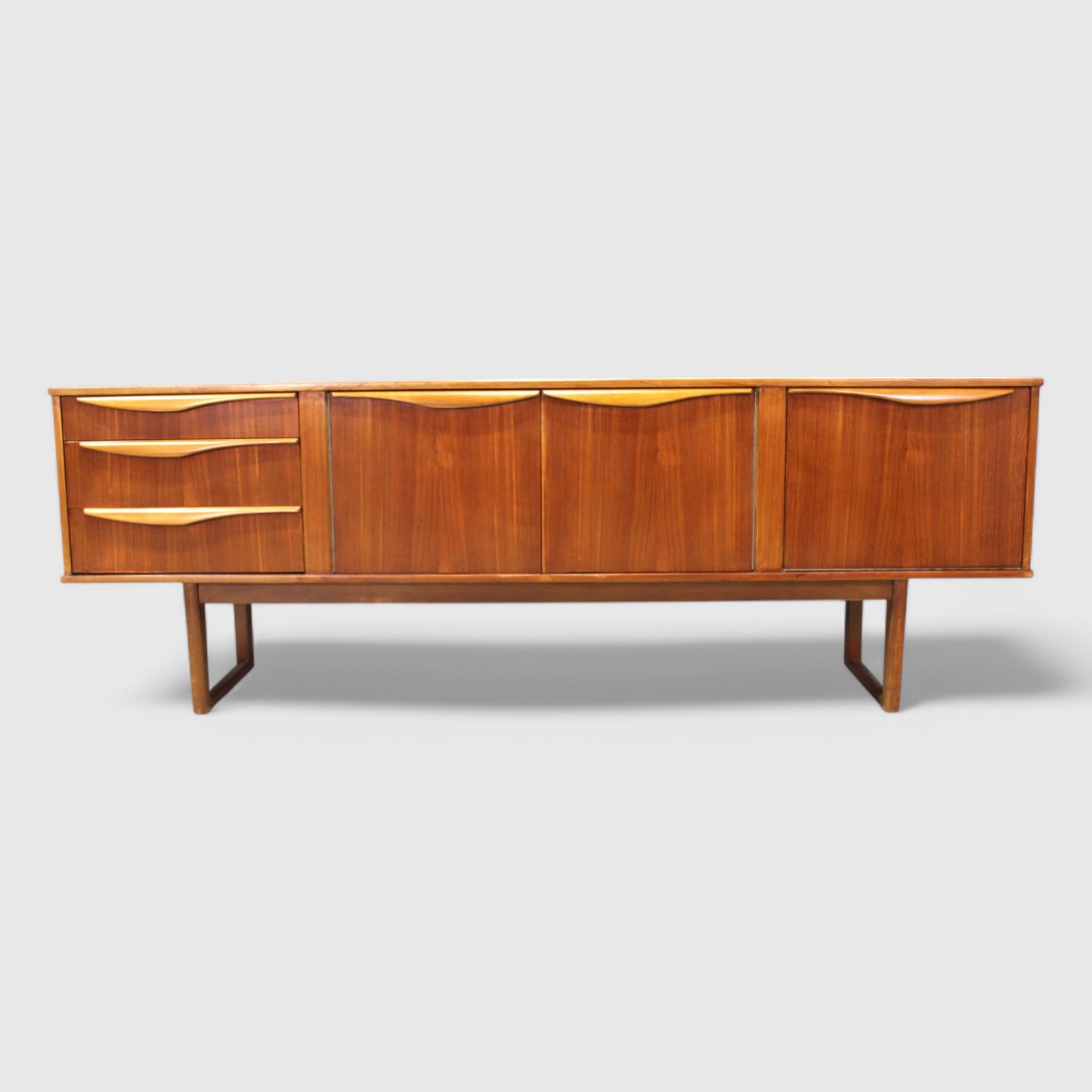 RESERVIERT Vintage Design Sideboard - Stonehill, 1960er Jahre