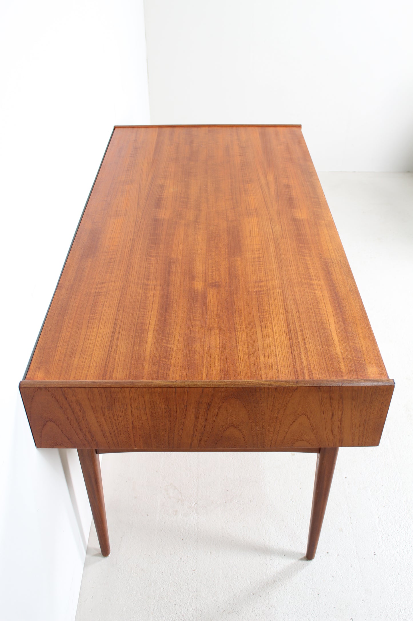 Vintage Design bureau Bartels teak