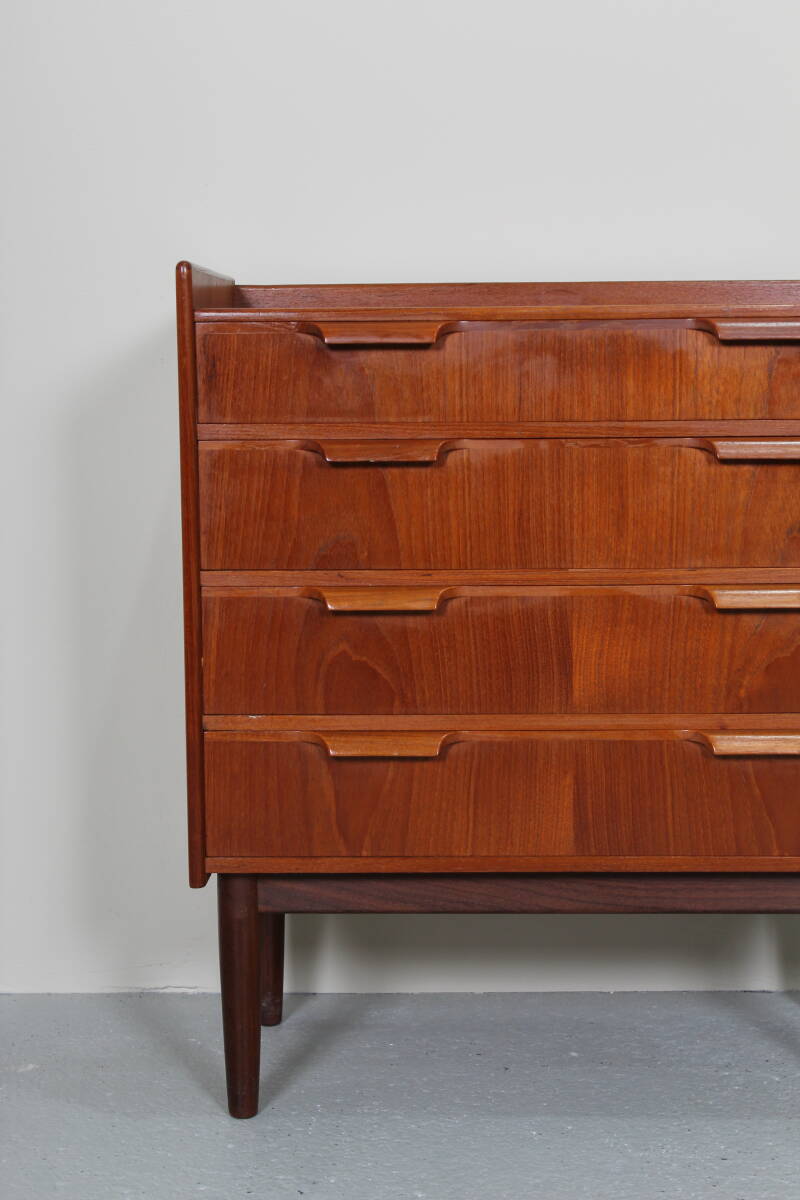 Vintage chest of drawers - Danish Design, teak wood | 01394