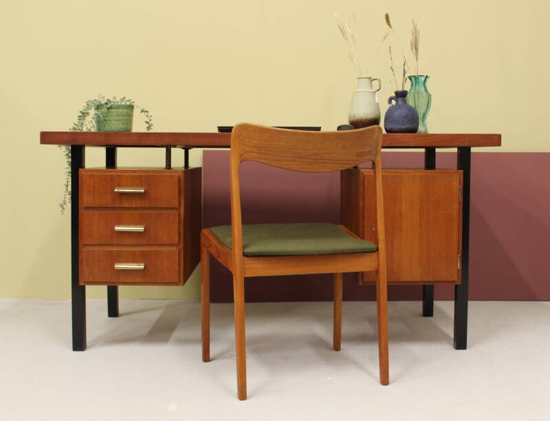 Vintage bureau, dubbelzijdig