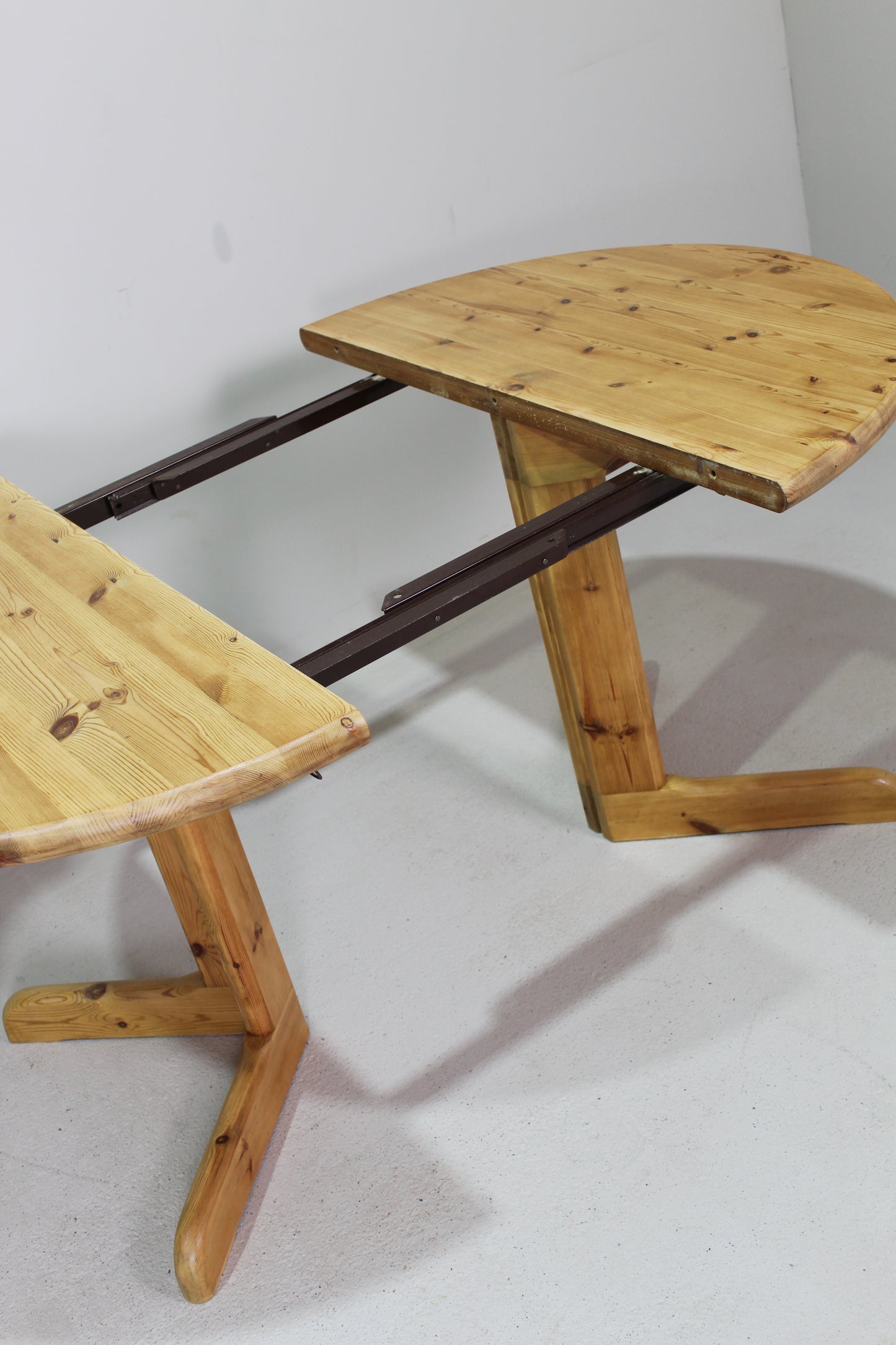 Vintage Deense design eettafel - Rainer Daumiller, grenen jaren '70