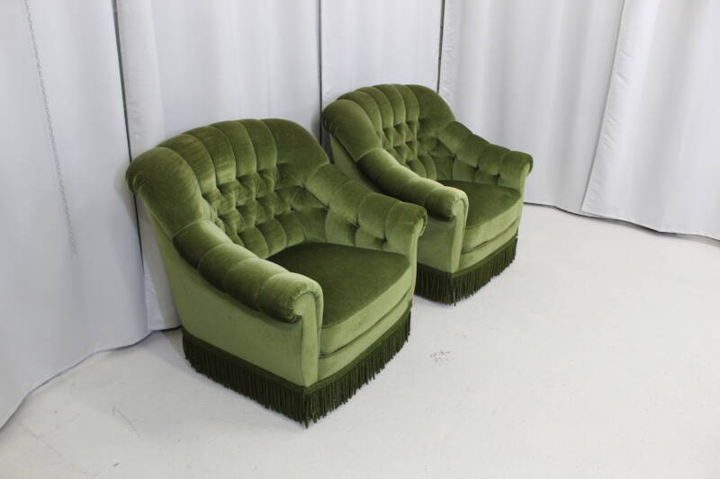Vintage fauteuil green velvet