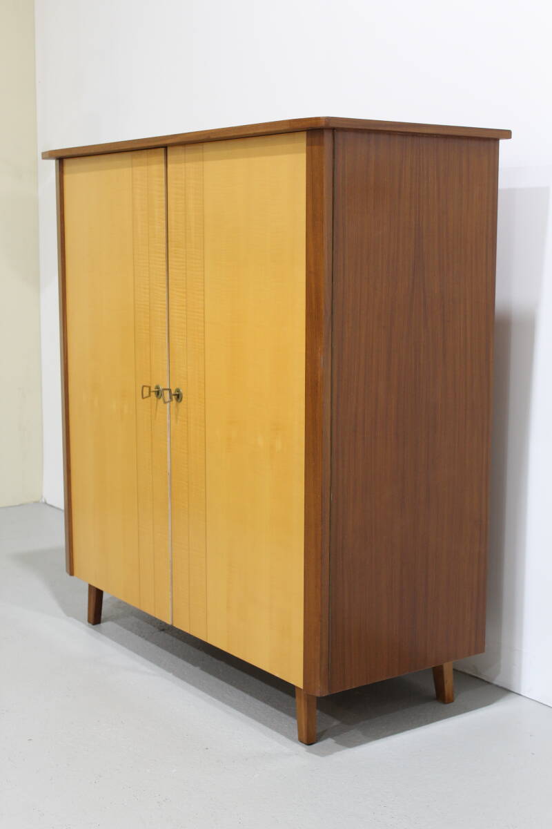 Vintage linnenkast, speelgoedkast - hoogglans, jaren '50 | 01265