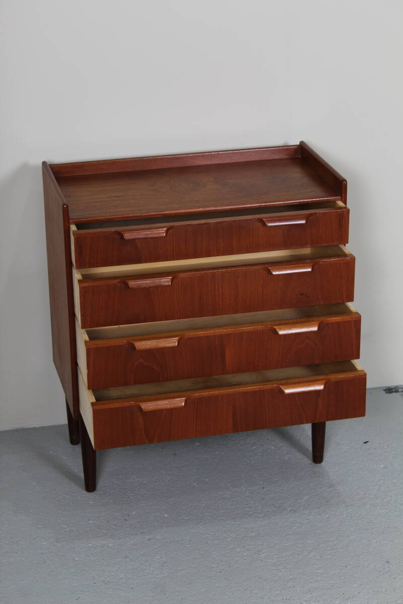 Vintage chest of drawers - Danish Design, teak wood | 01394