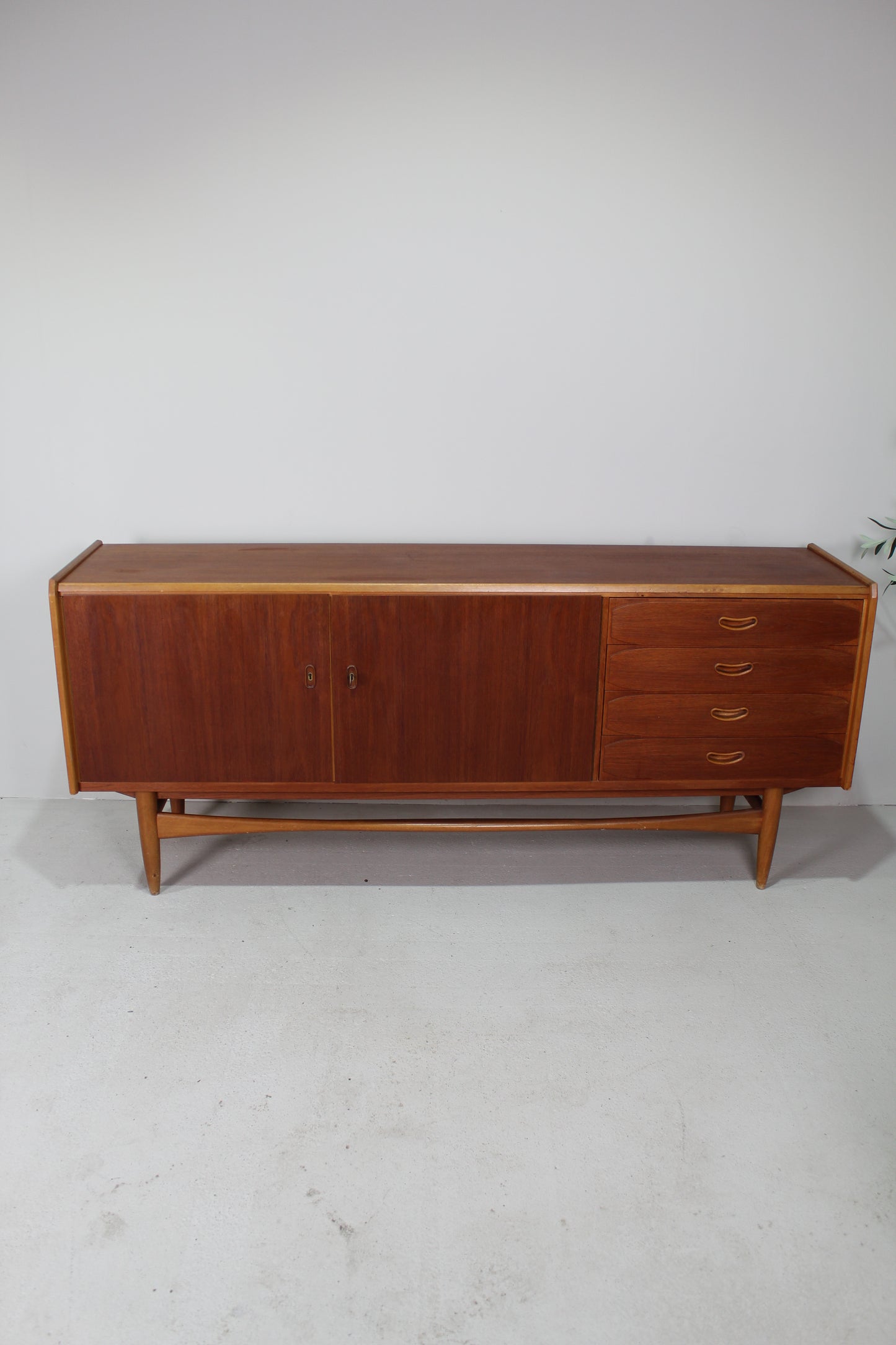 Vintage dressoir, sideboard Deens Design teak