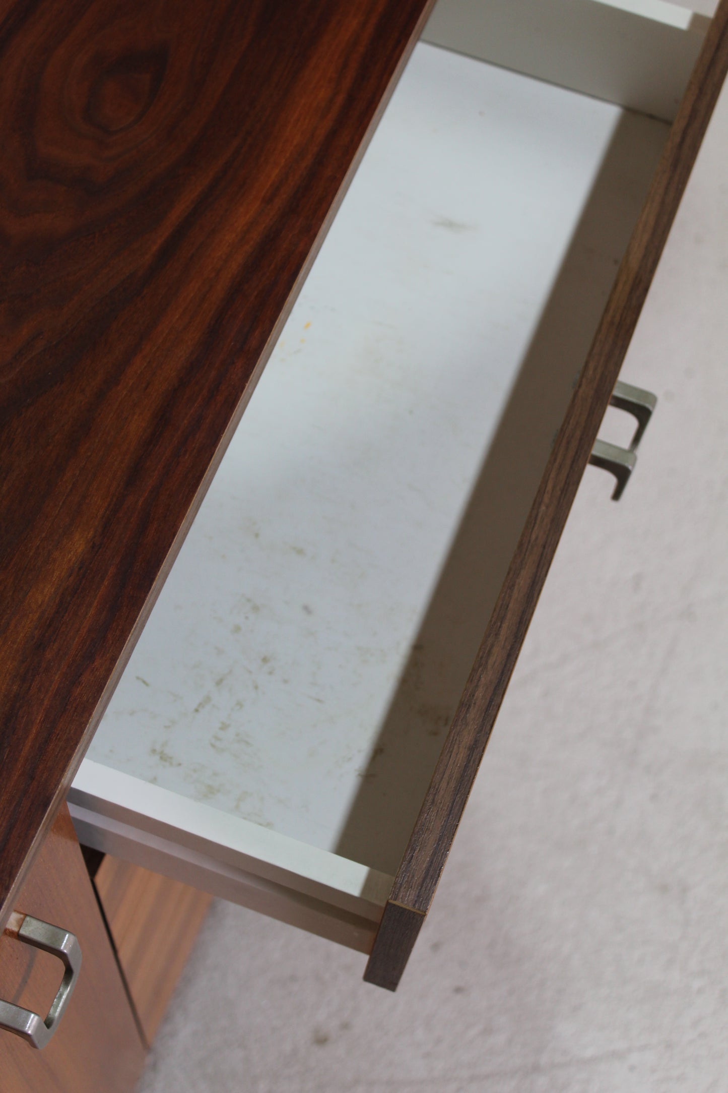 Vintage dressoir uit de jaren '60/'70