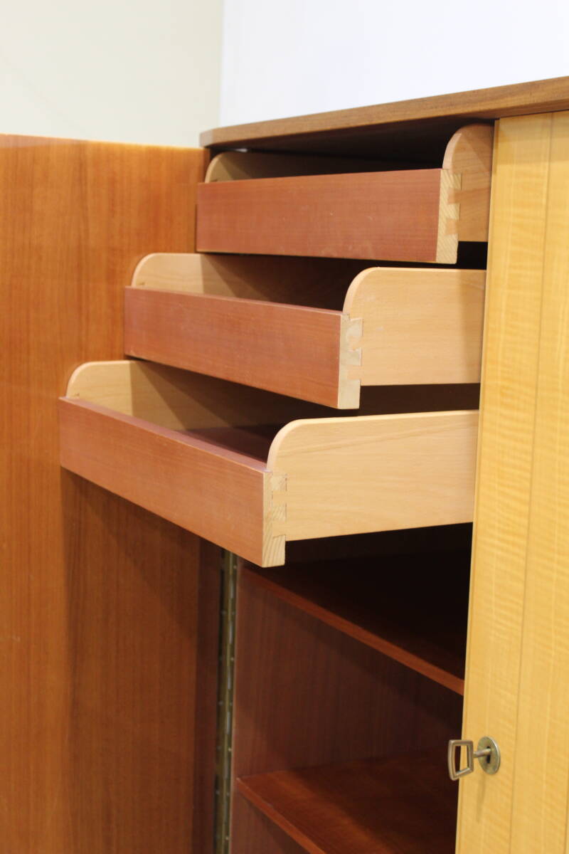 Vintage linnenkast, speelgoedkast - hoogglans, jaren '50 | 01265