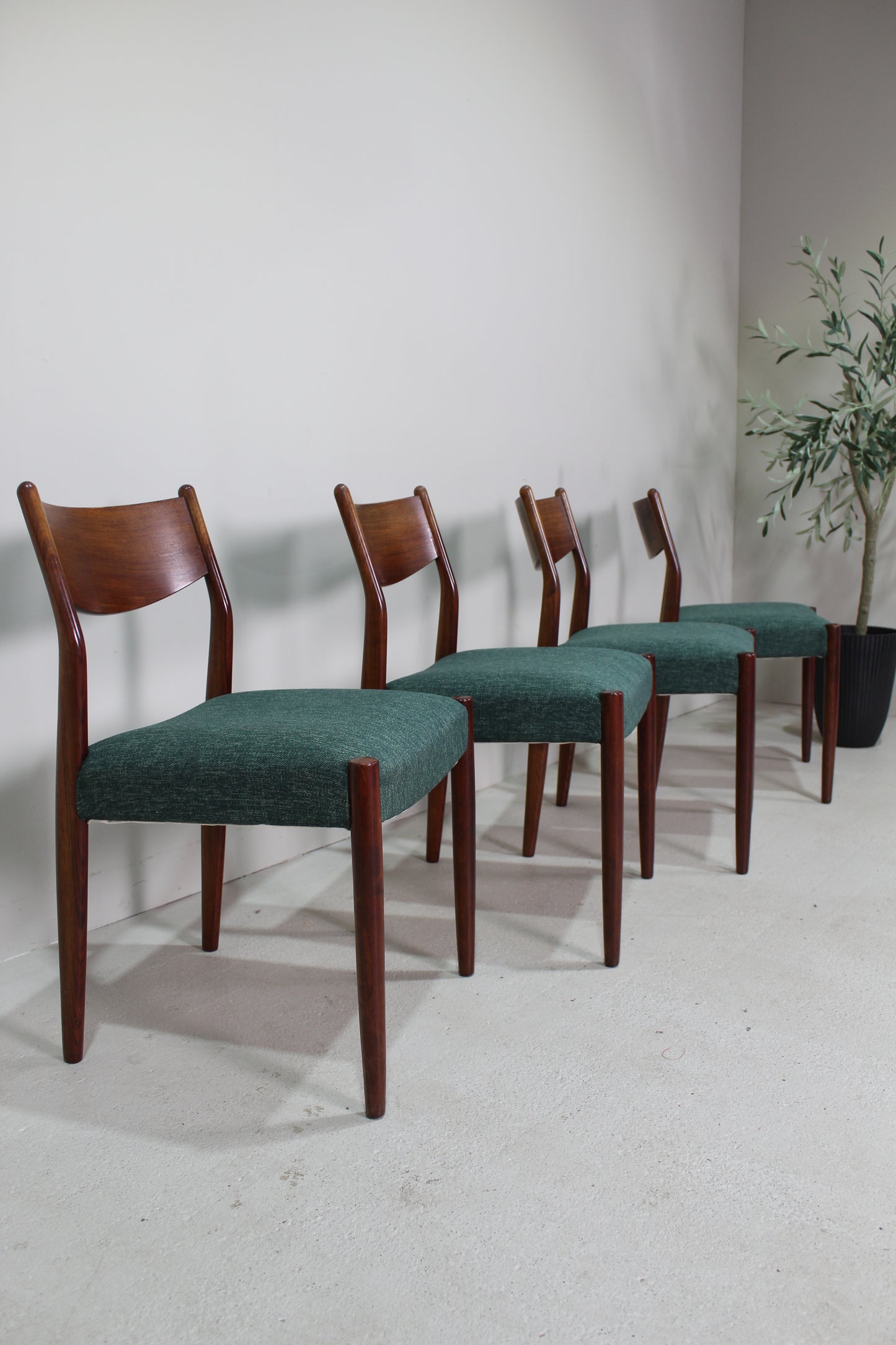 4x Vintage eetkamerstoelen - jaren '60 groen