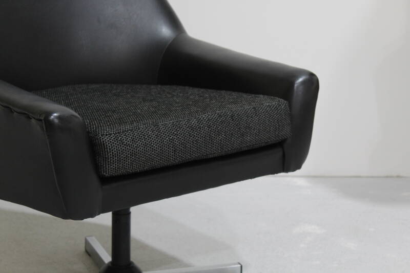 Vintage armchair, seat - black leatherette, 1960s | 00938