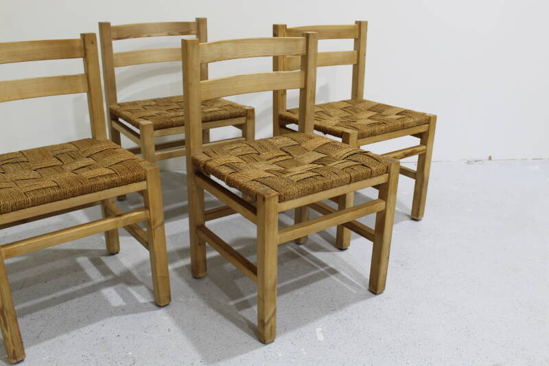 4x Vintage-Esszimmerstühle aus Holz mit Flechtwerk | 01077