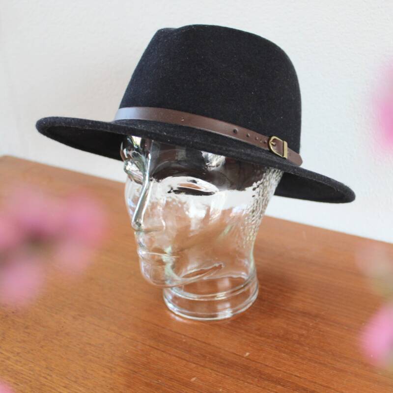 Vintage glass head - transparent