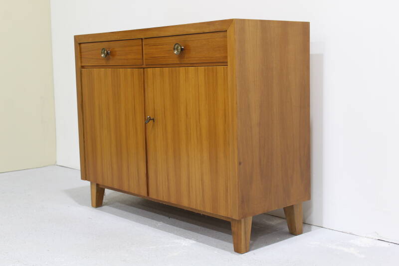 Vintage Musterring dressoir - notenhout, jaren '60/'70| 01060