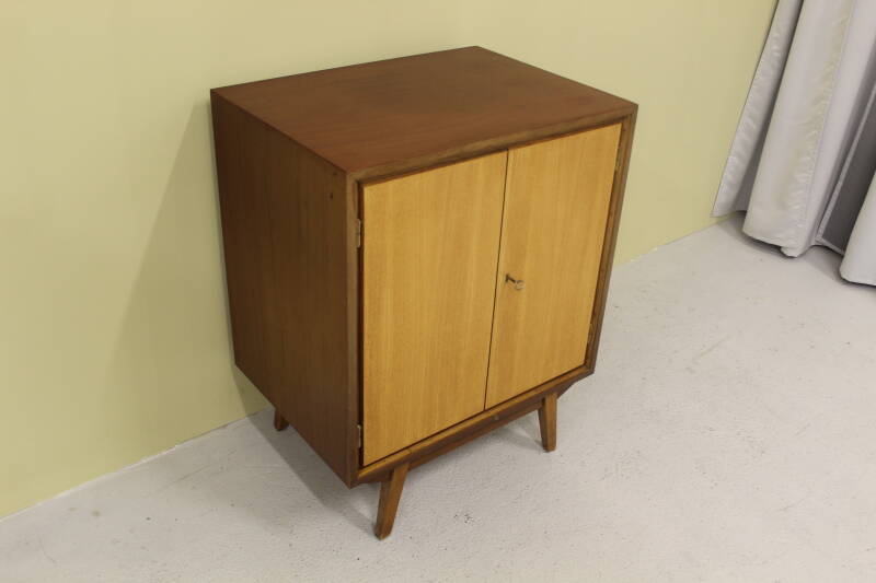Vintage cabinet