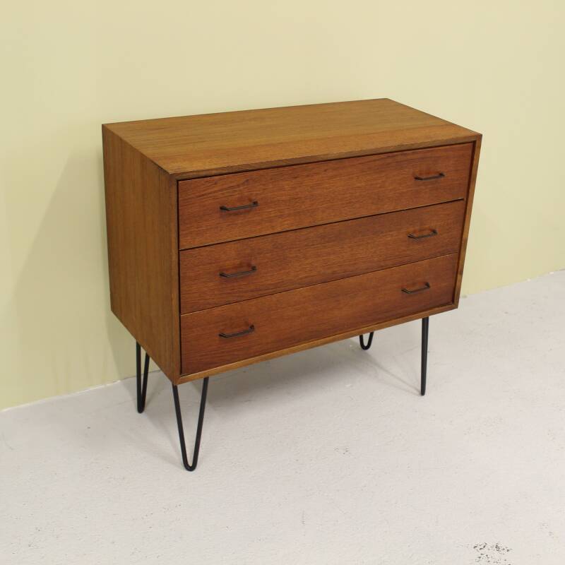 Vintage chest of drawers