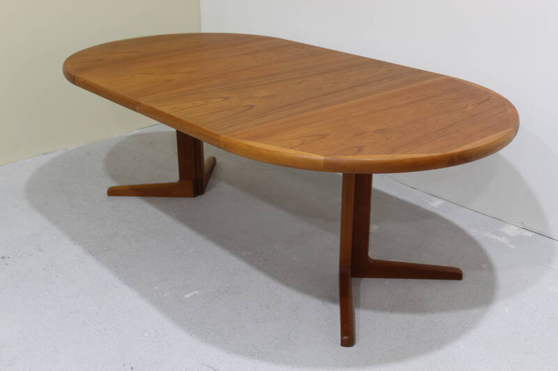 Vintage uitgeschuifbare ronde eettafel - Deens design Korup Stoefabrik Jaren '60 | 01073