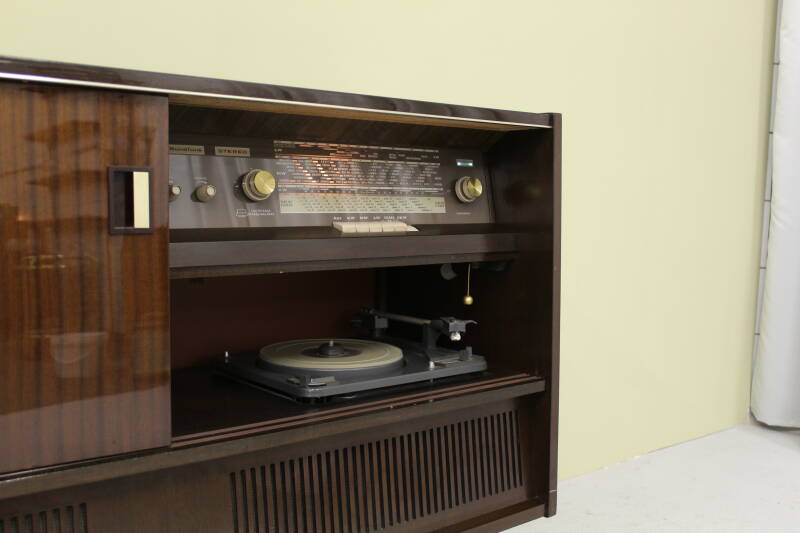 Vintage radiomeubel, audiokast, muziekkast | 00729