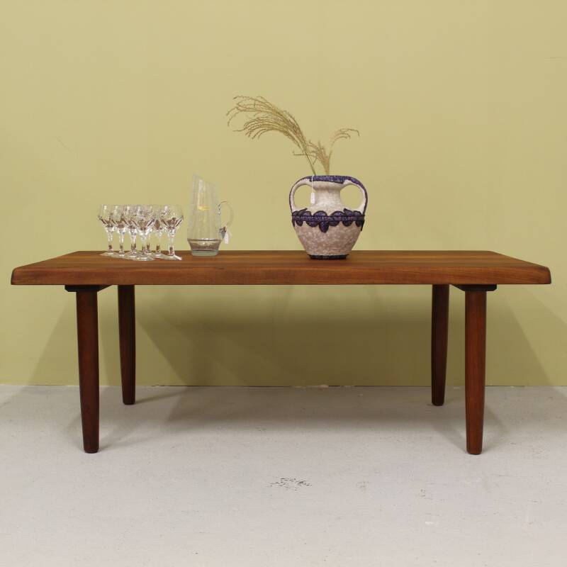 Vintage coffee table Danish Design, Niels Bach