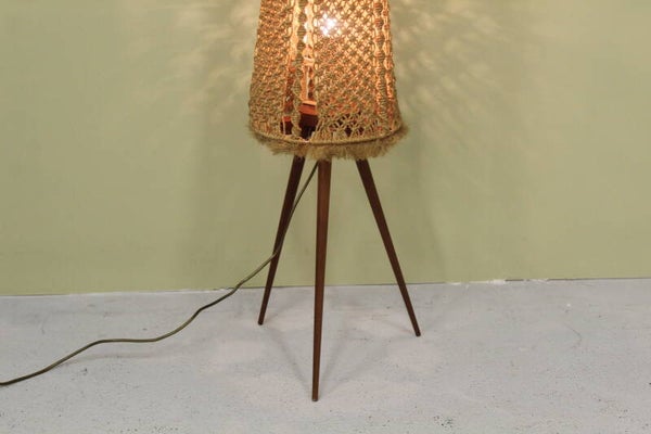 Vintage Stehlampe, Makramee