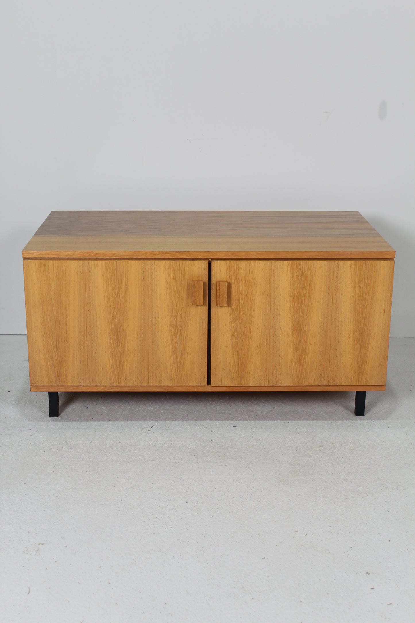 Vintage-TV-Schrank, Lowboard – 1960er Jahre