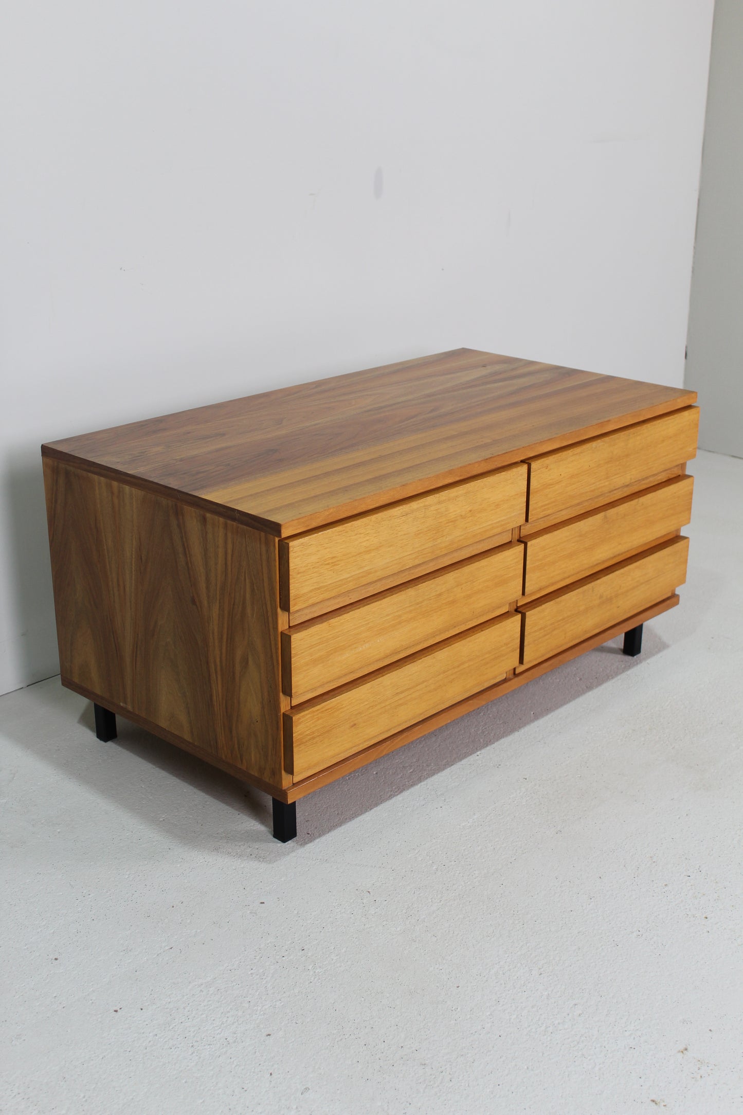 Vintage-Fernsehschrank, Kommode - 1960er