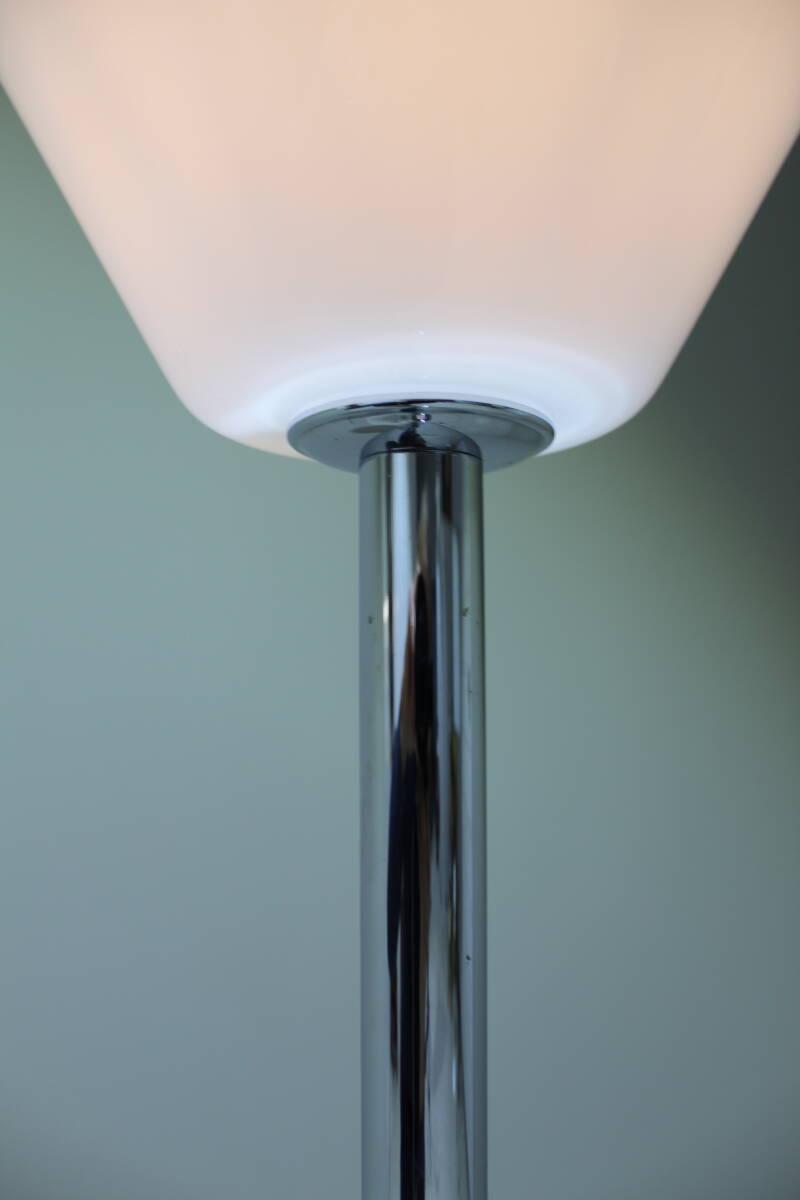 Vintage Stehlampe - weiß, silber, chrom