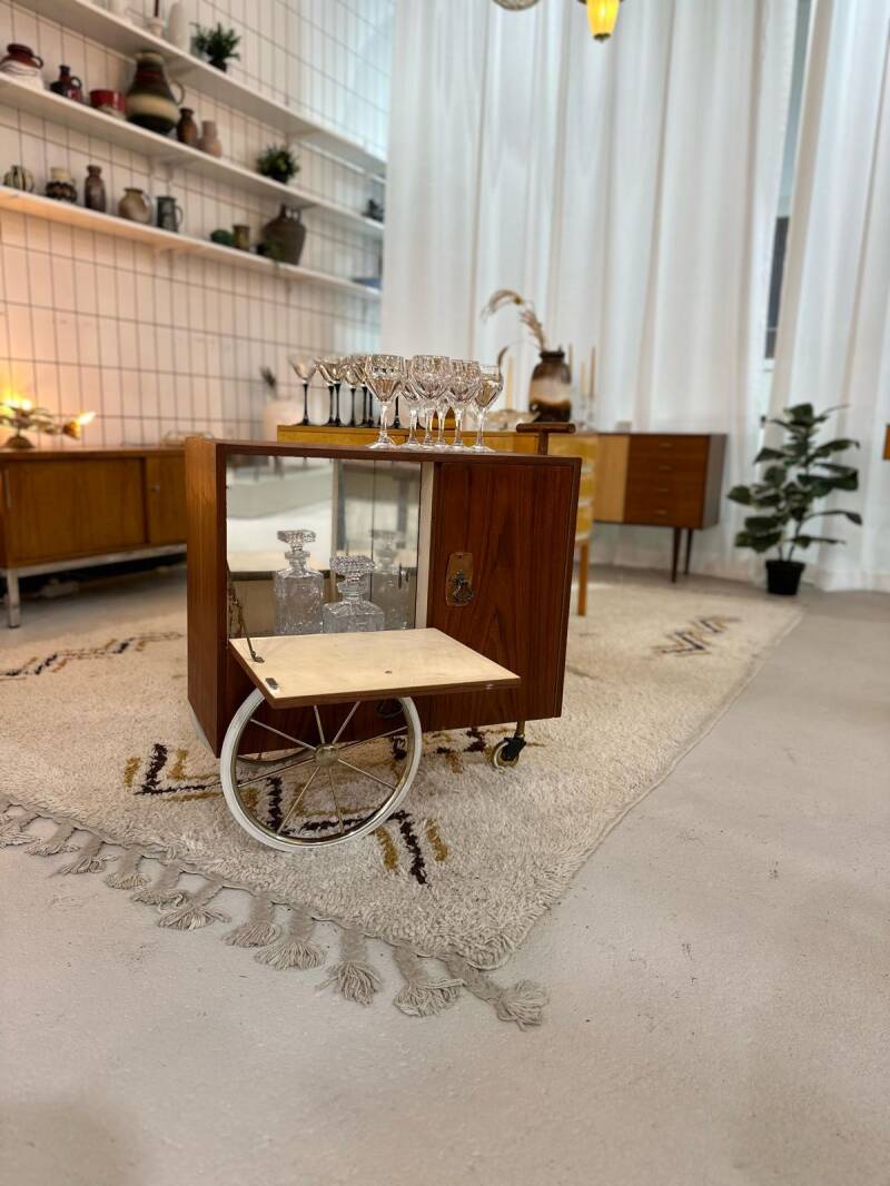 Vintage-Getränkeschrank, Servierwagen, Barwagen – 1950er Jahre | 01023