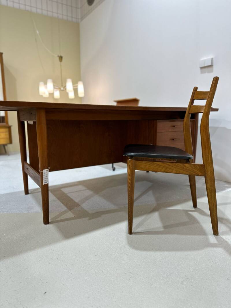 Vintage dining chair - teak, black leatherette 1960s | 01043