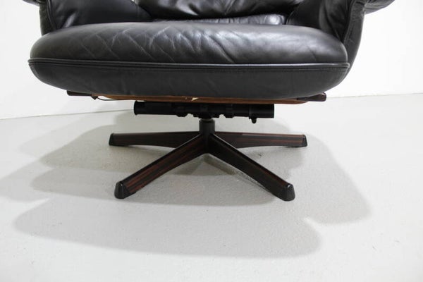 Vintage Design-Sessel mit Fußhocker schwarzes Leder Musterring, Göte Möbel – 1960er | 01166