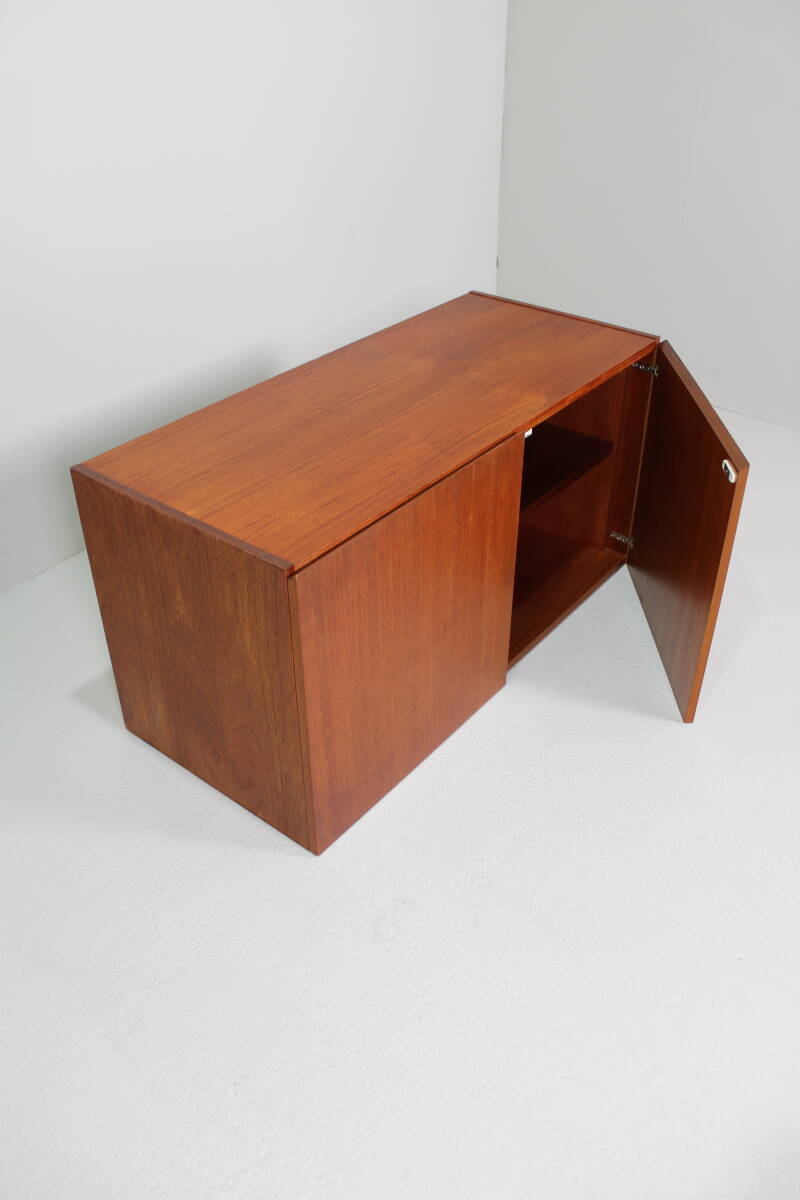 Vintage floating cabinet, sideboard, TV cabinet - 70s | 01422