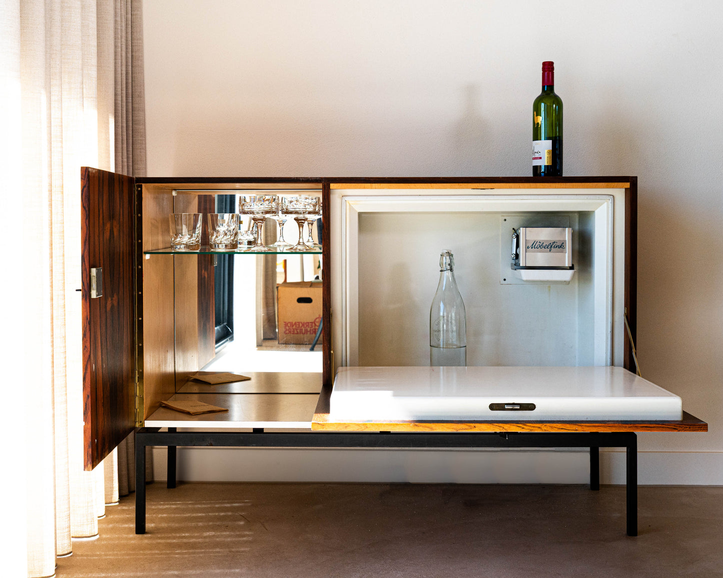 Vintage sideboard, dressoir koelkast