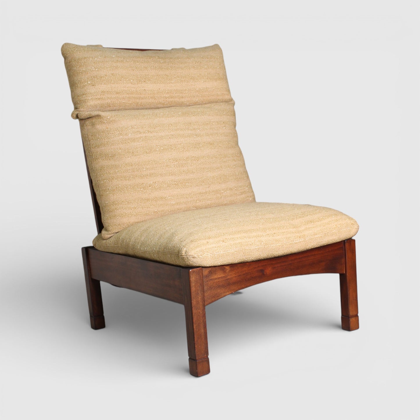 Vintage set fauteuil + bijzettafel uit 1975