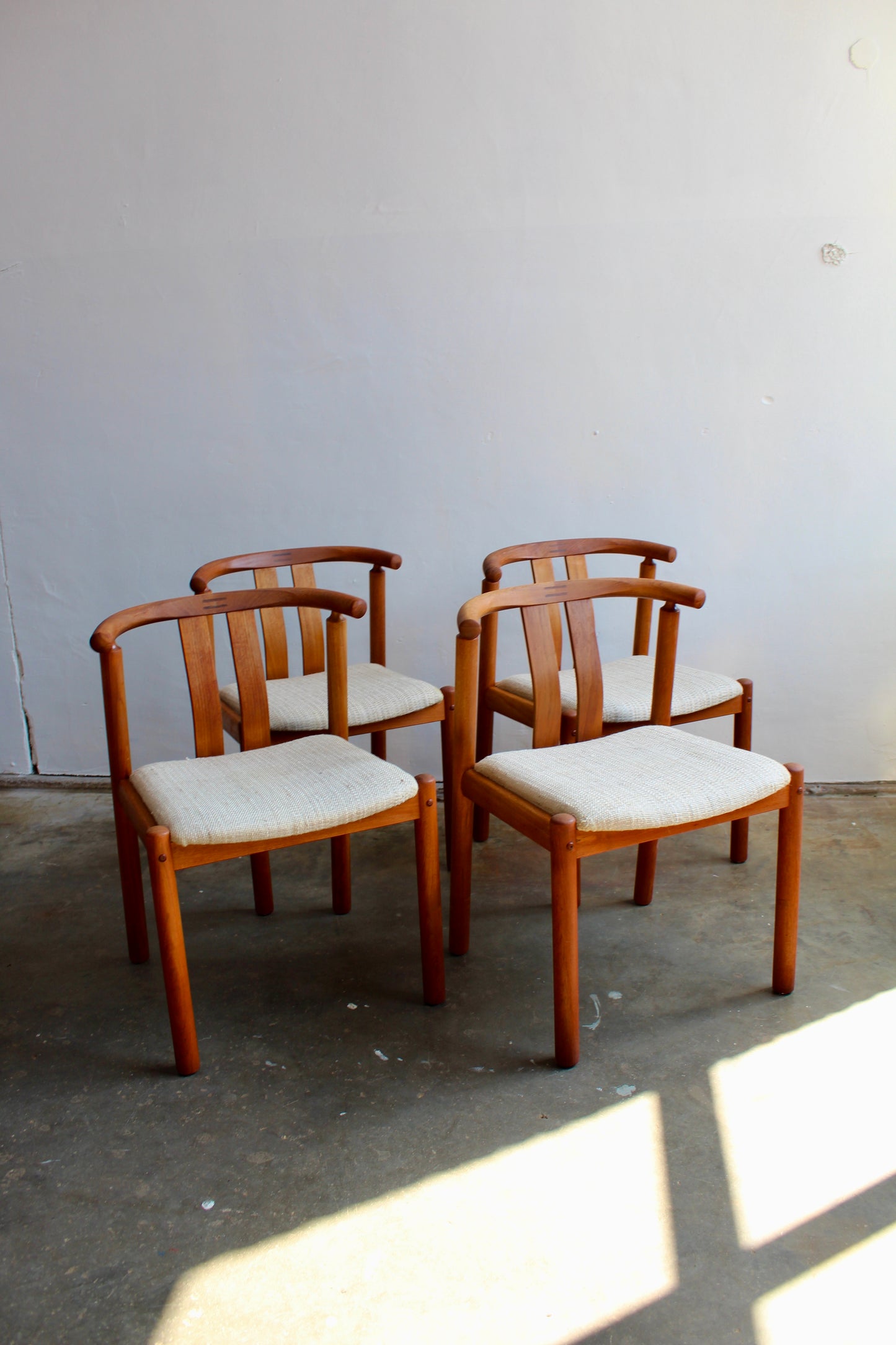 4x Deens Design eetkamerstoelen Frydendal