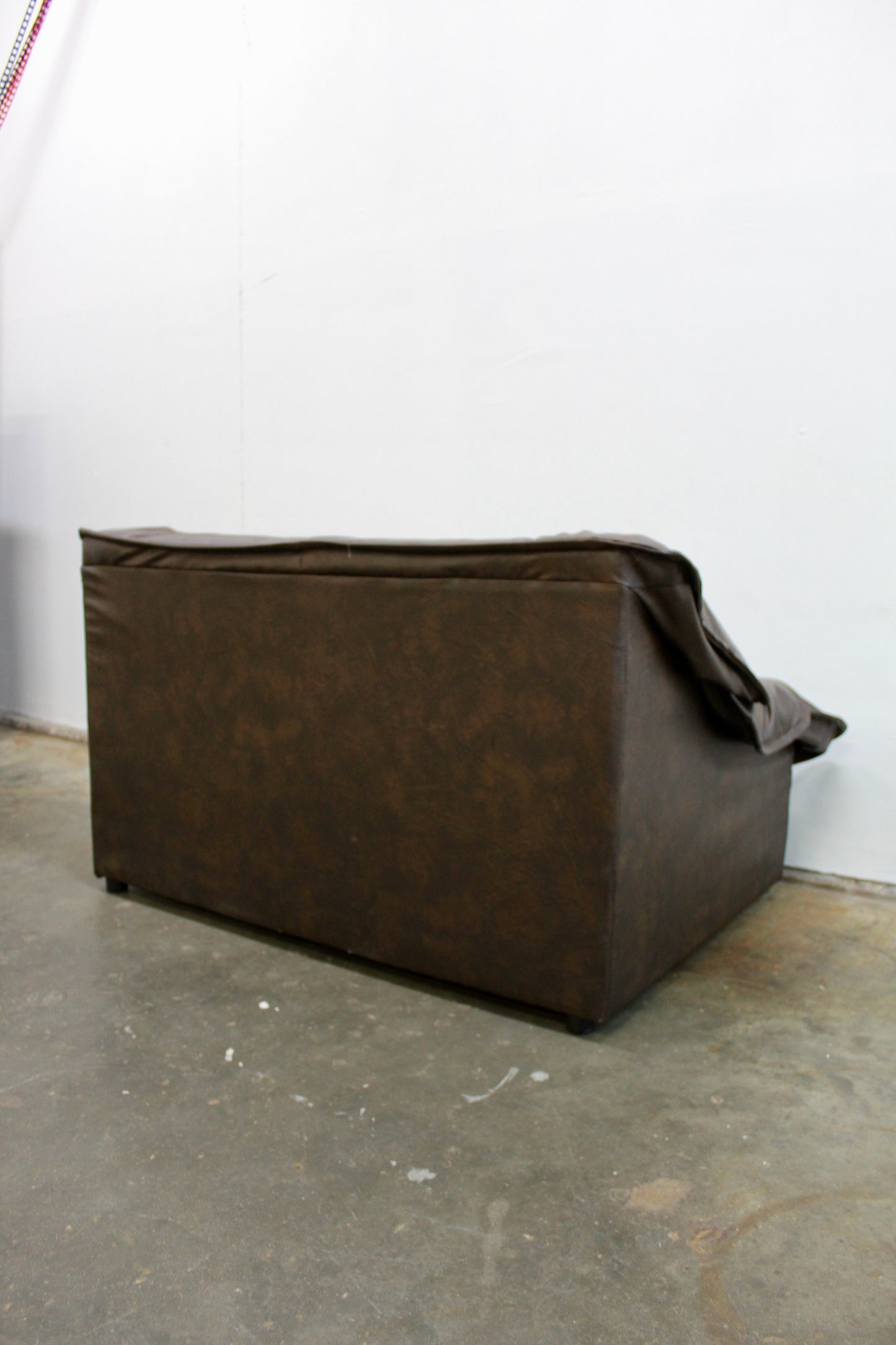 Jaren '70 bruine 2-zits bank, love seat