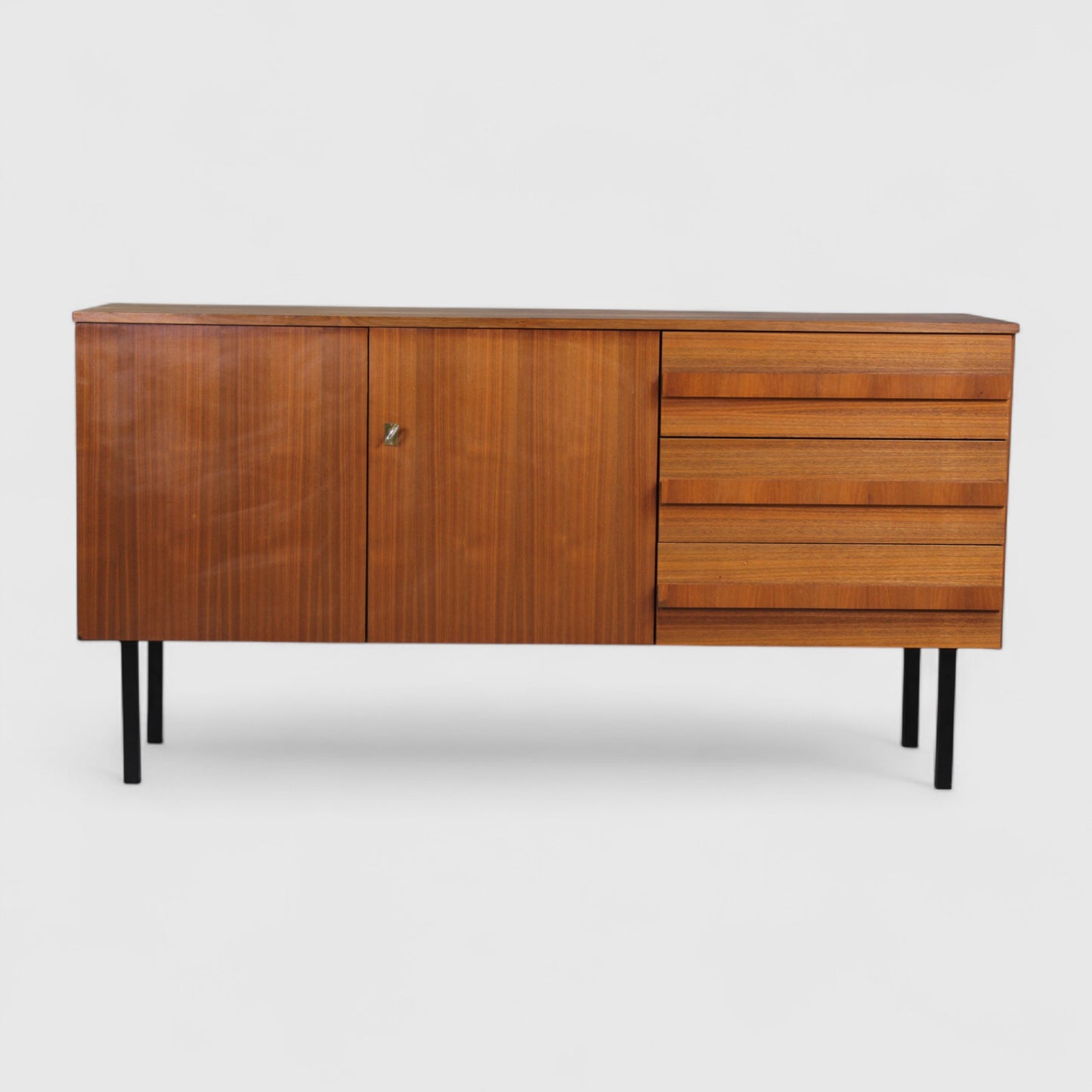 Vintage dressoir, sideboard - jaren '60