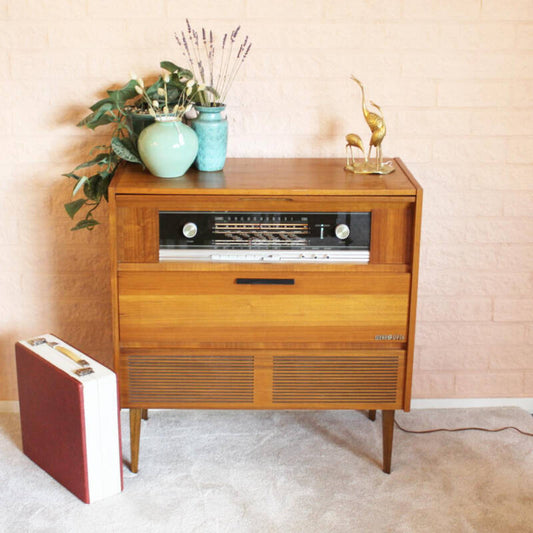 Vintage radiomeubel Loewe Opta