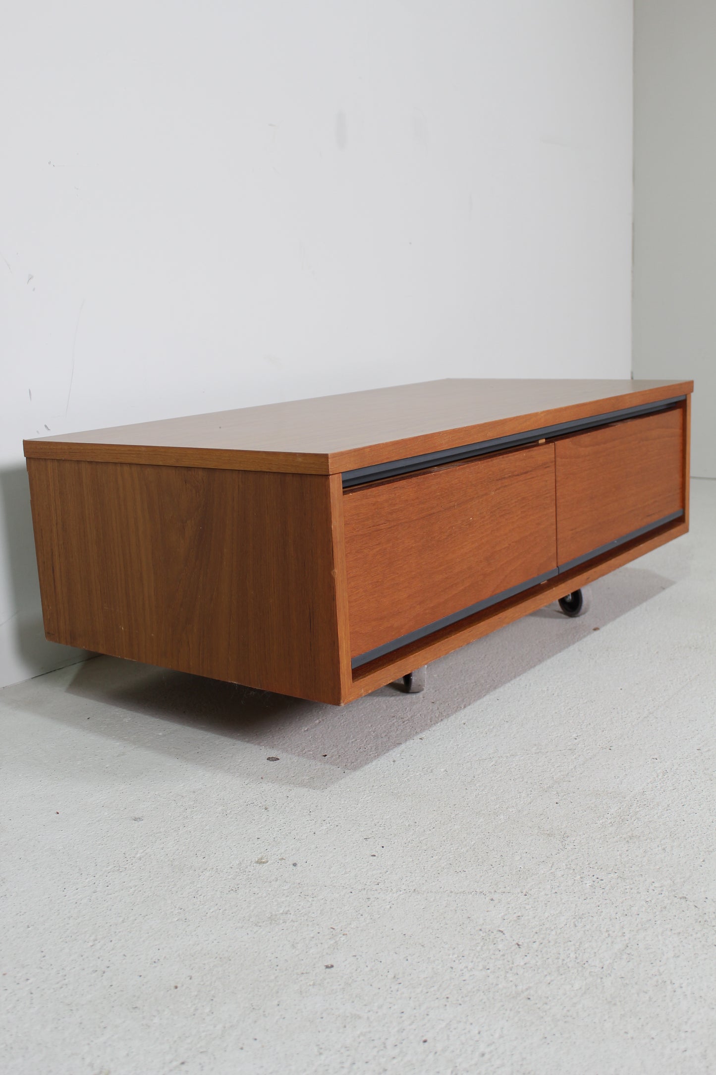 Vintage set zwevende kast, consoletafel