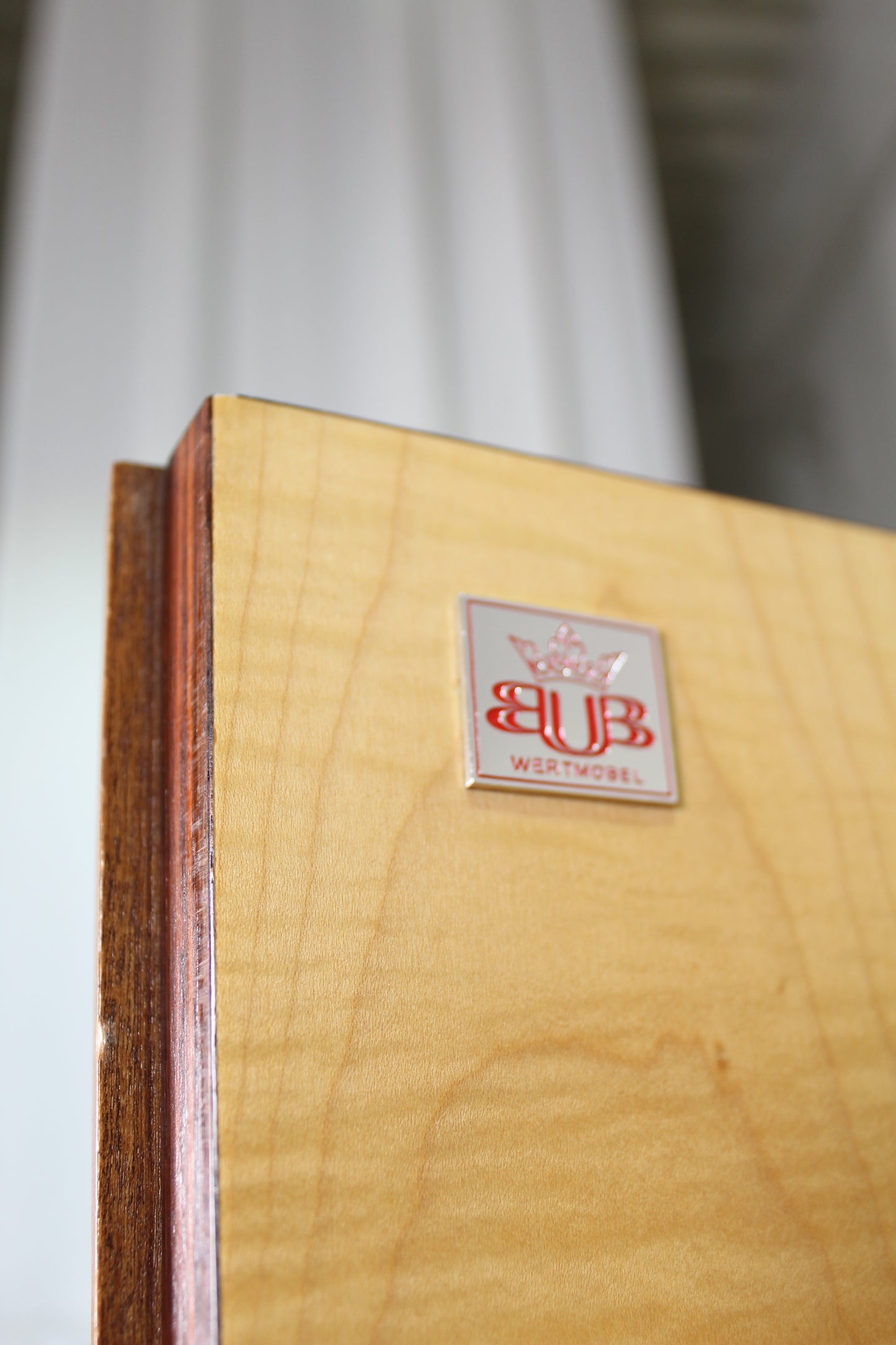 Vintage design highboard, wandkast Leo Bub