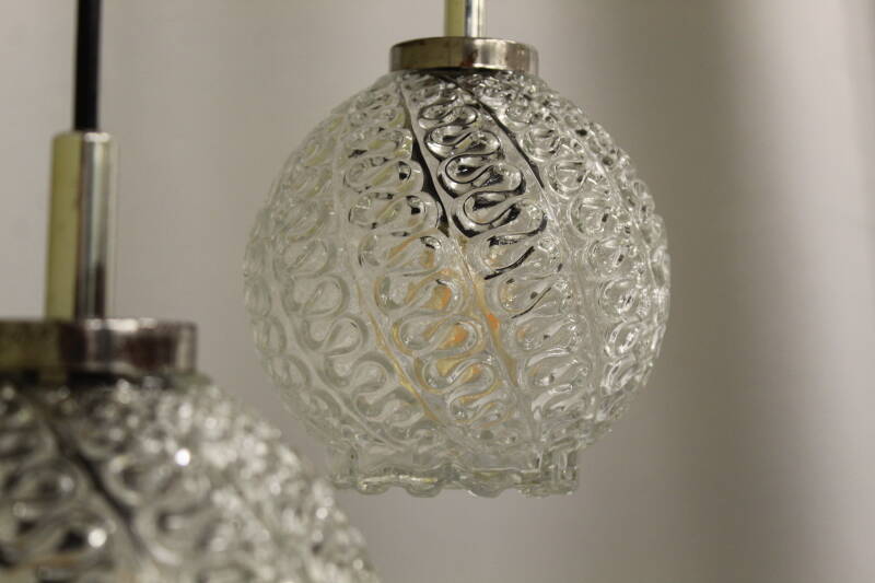 Vintage cascade lamp - transparent pressed glass