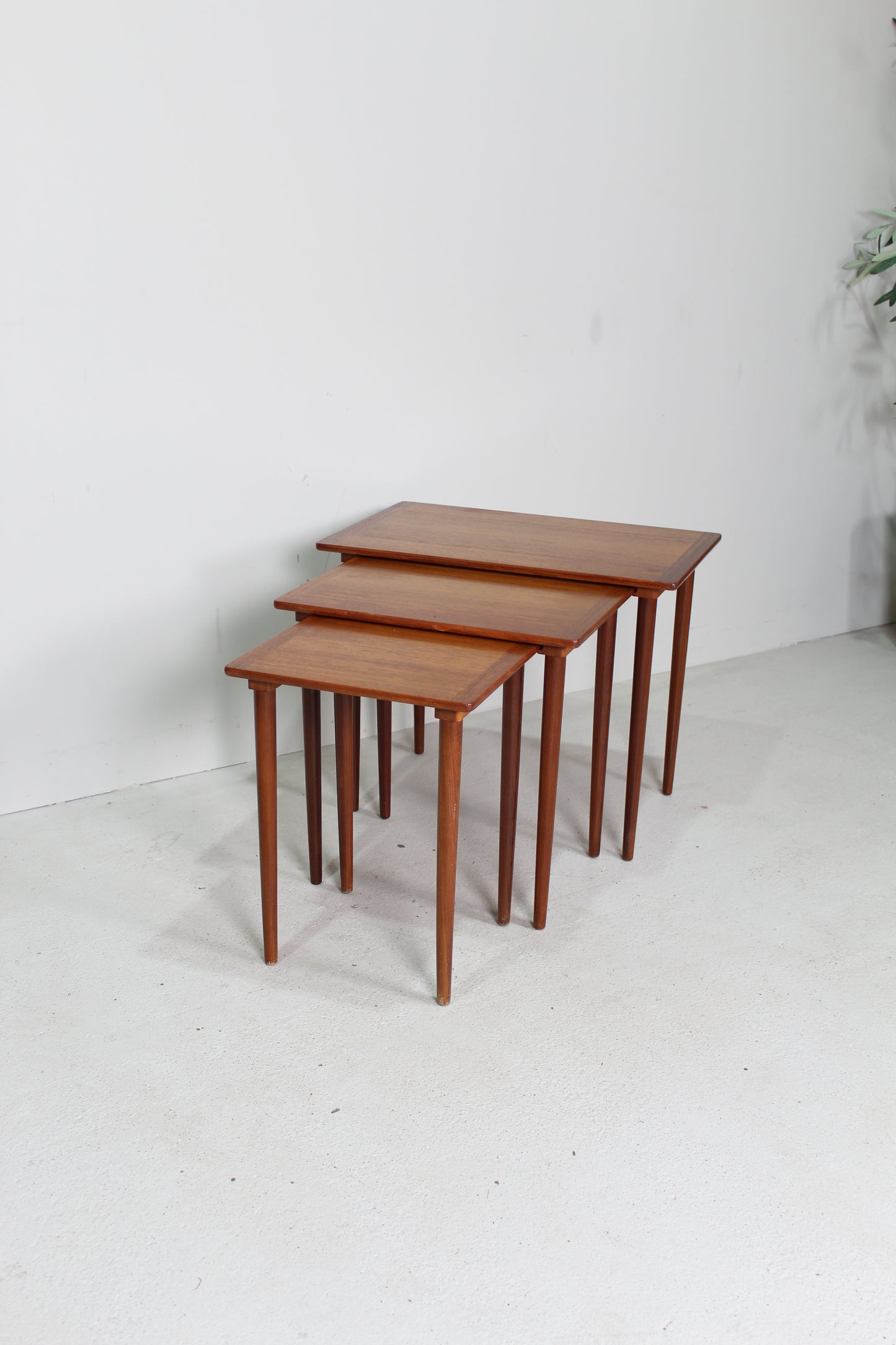 Vintage Deens Design mimiset bijzettafels