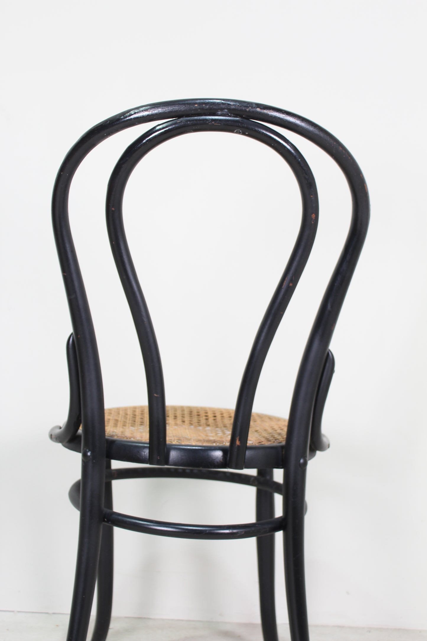 Antieke Thonet bistrostoel No.14 jaren '20/'30 zwart