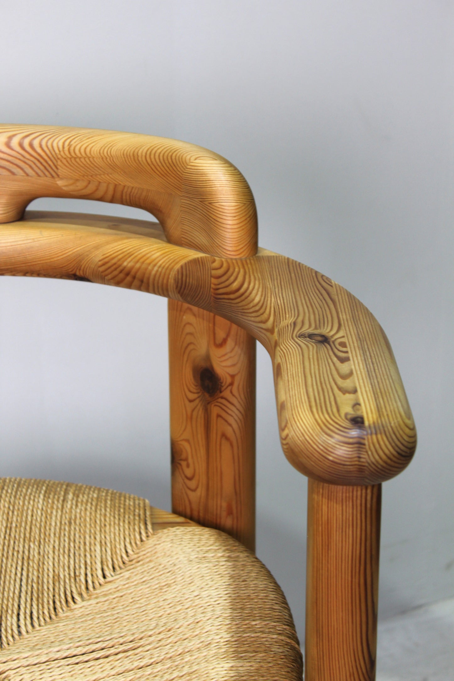 Vintage eetkamerstoel massief grenen