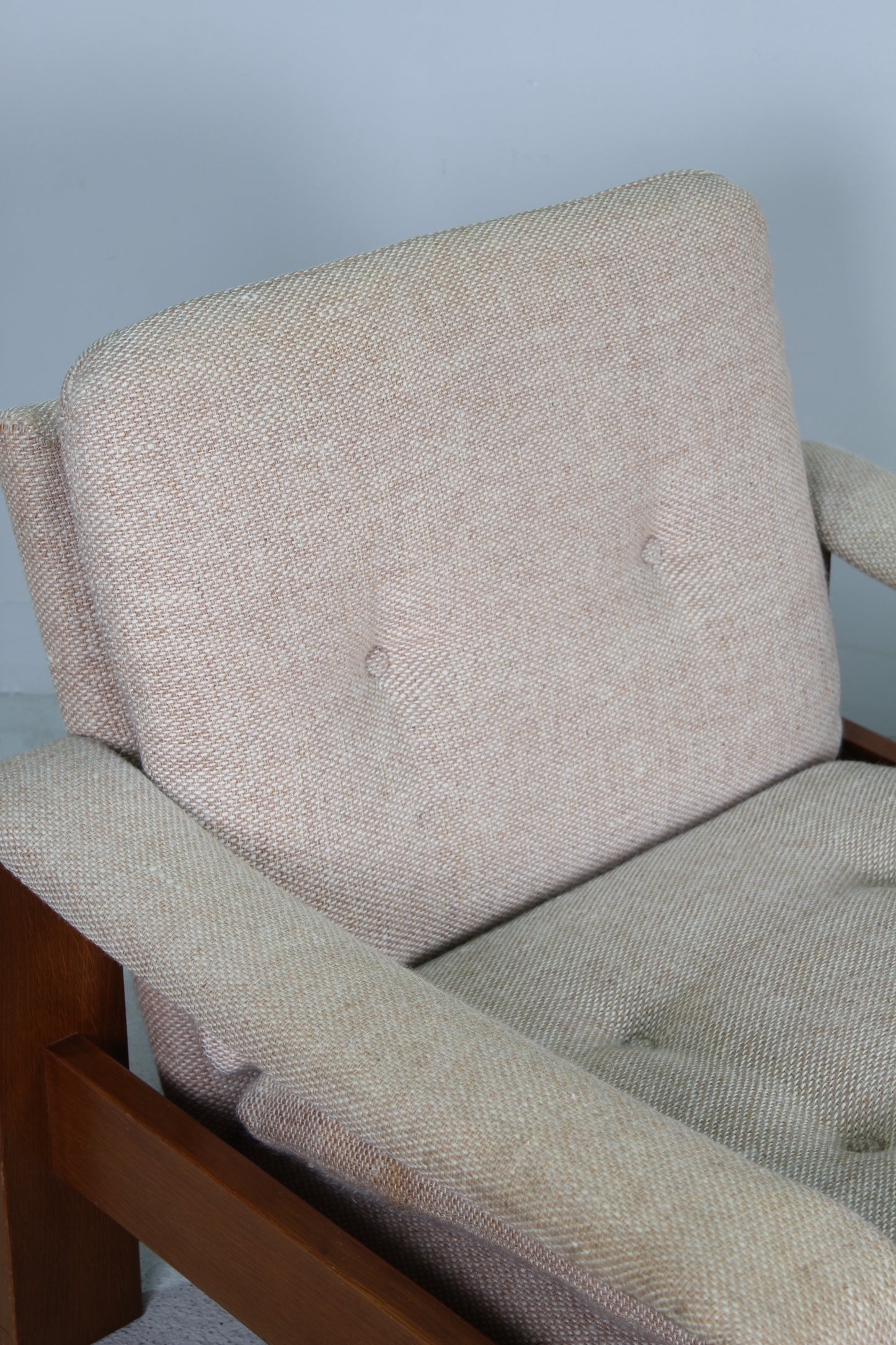 Vintage armchair, lounge chair, beige 1970s