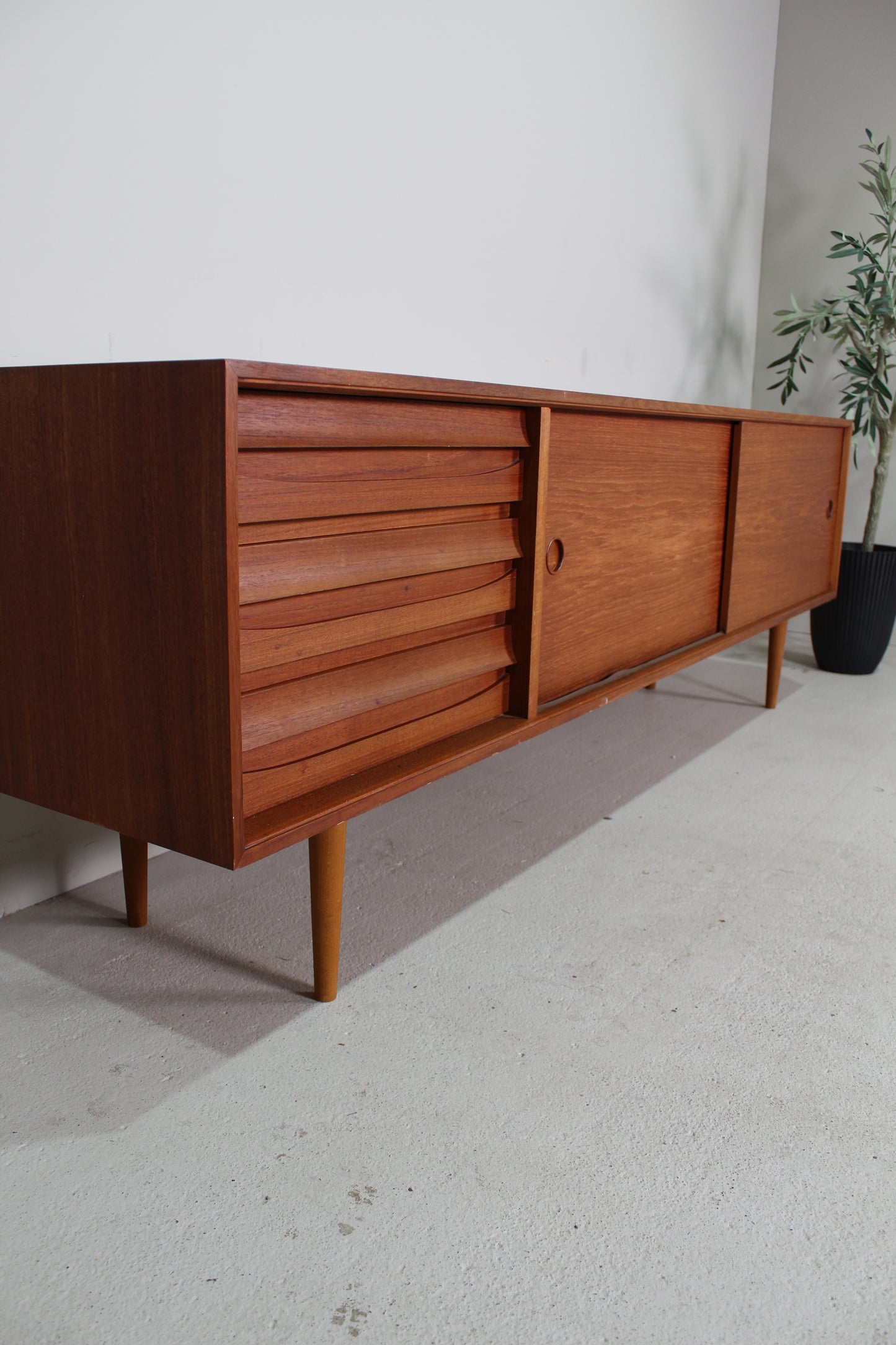Vintage design dressoir, sideboard jaren '60