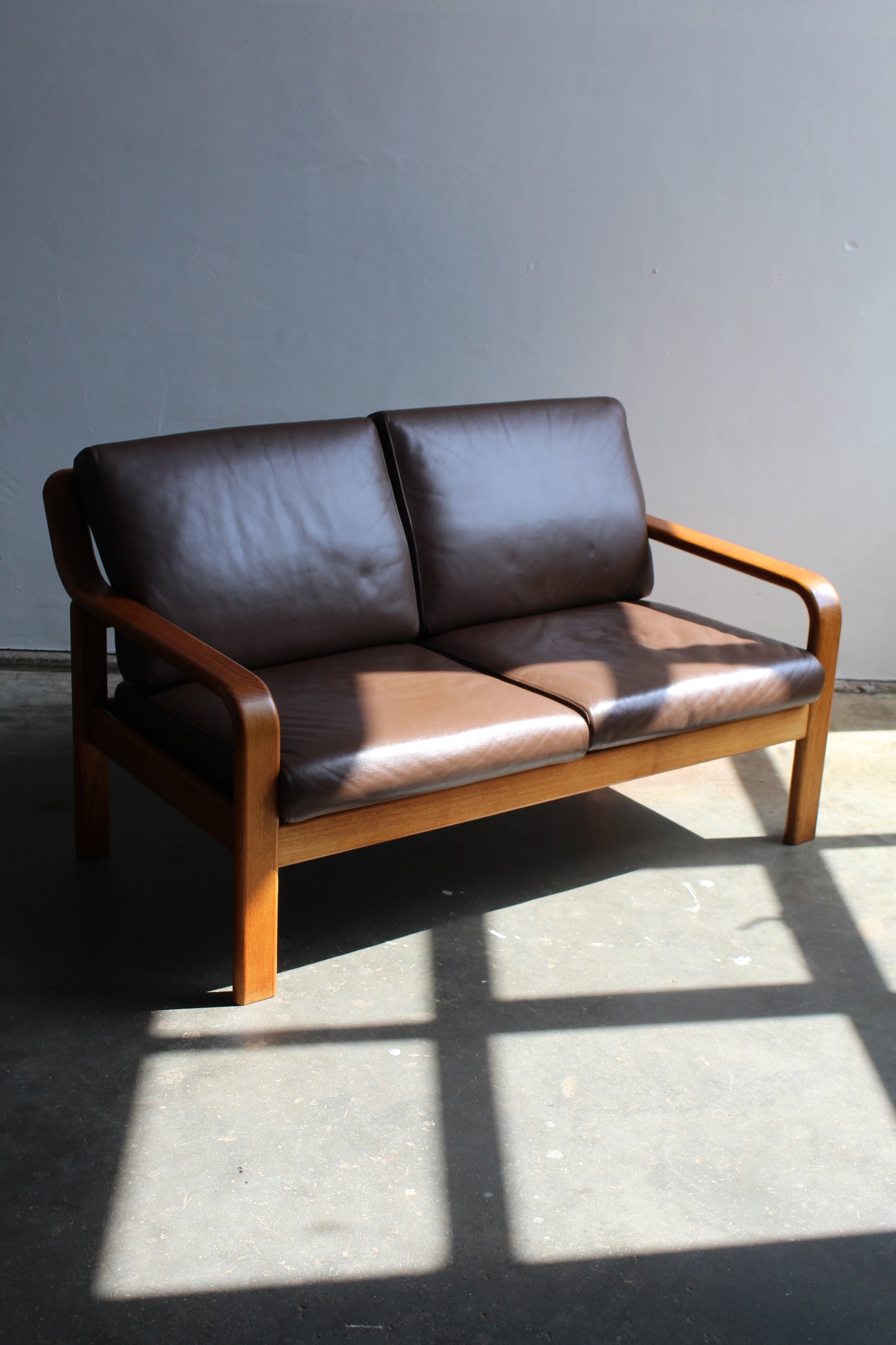 Mid century 2-zits bank L. Olsen & Søn Møbelfabrik